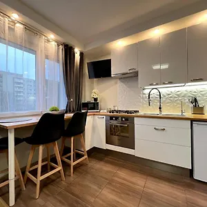 K22 Airport Chopin B Apartament